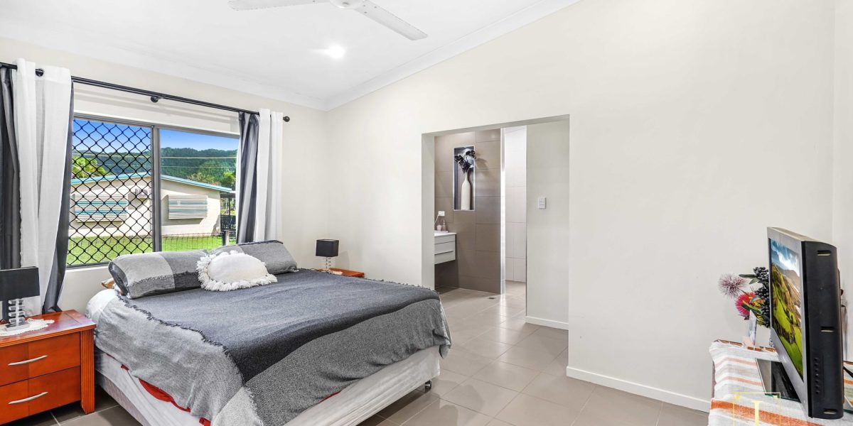 10 Arrunga Close, Woree, QLD 4868 AUS
