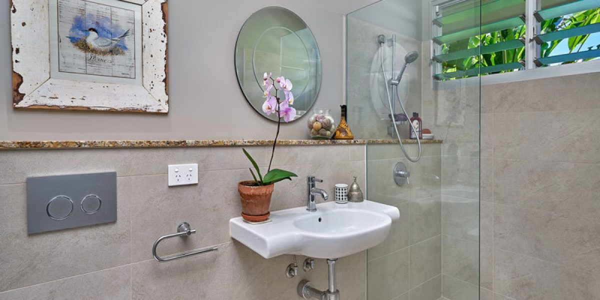 27 Nicholas Street, Clifton Beach, QLD 4879 AUS