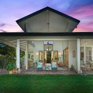 27 Nicholas Street, Clifton Beach, QLD 4879 AUS