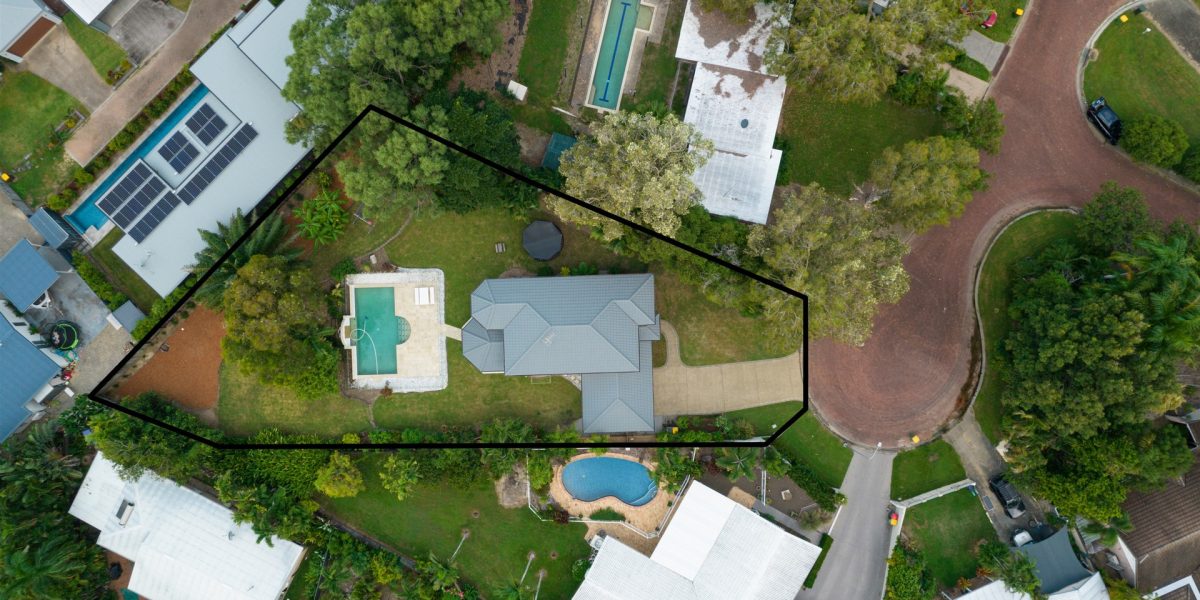 13 Turtle Close, Clifton Beach, QLD 4879 AUS
