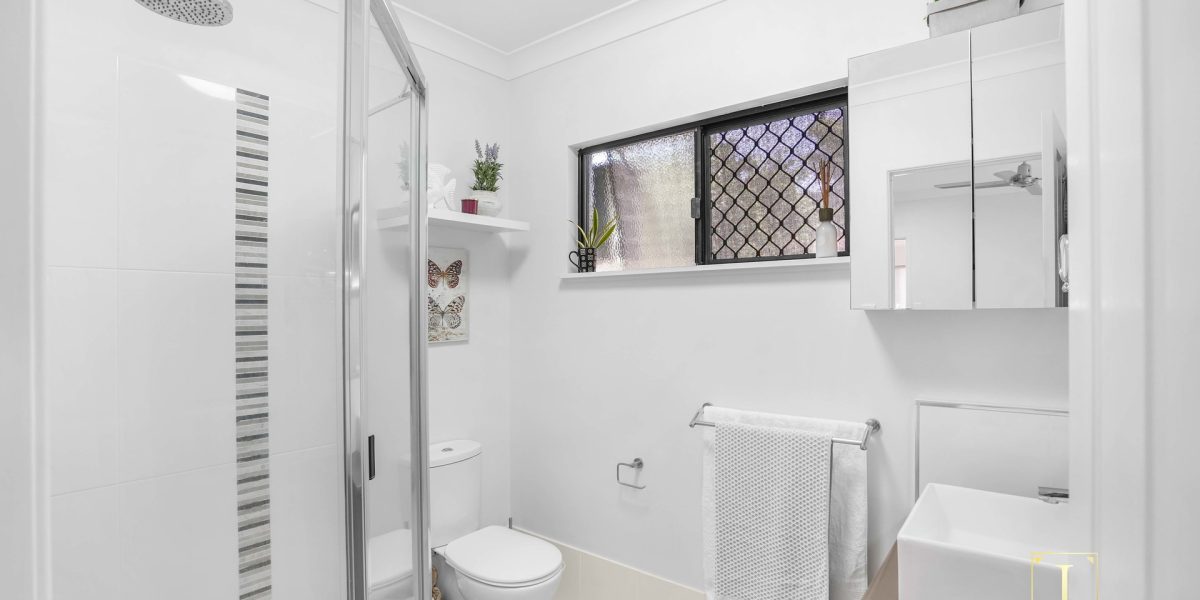 23 Oregon Street, Manoora, QLD 4870 AUS