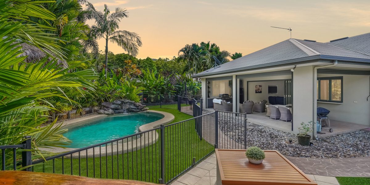 4 Kedumba Close, Smithfield, QLD 4878 AUS