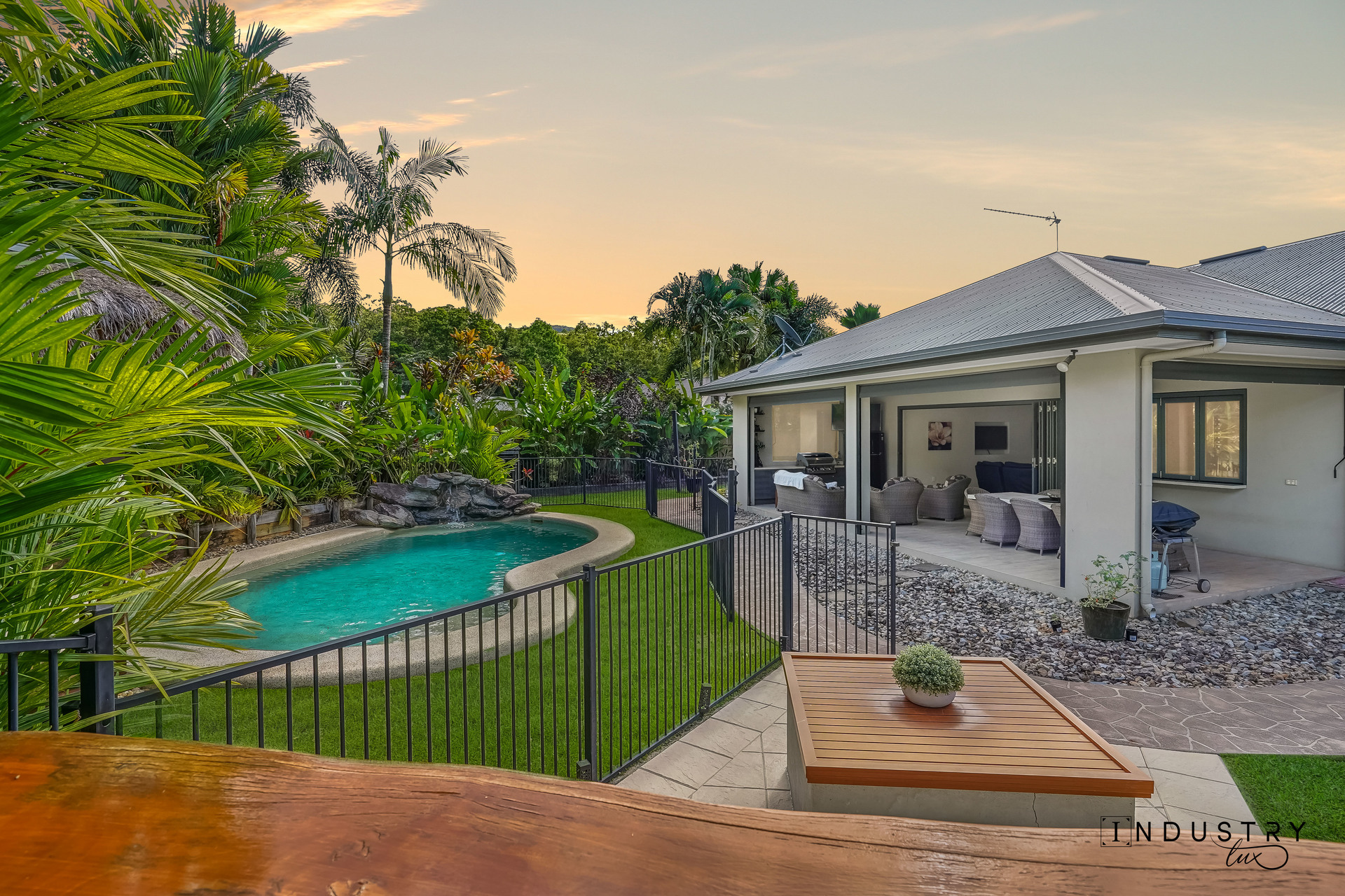 4 Kedumba Close, Smithfield, QLD 4878 AUS