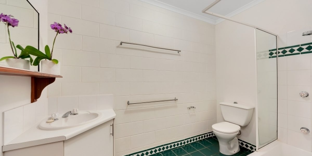 8/3-5 Tenni Street, Redlynch, QLD 4870 AUS