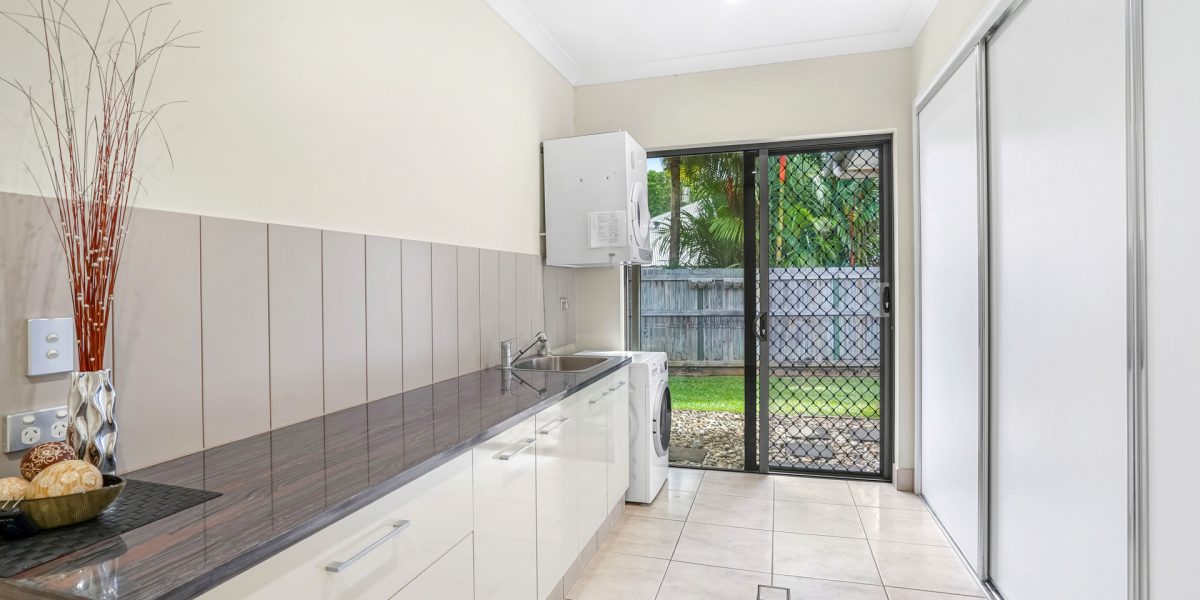 4 Kedumba Close, Smithfield, QLD 4878 AUS