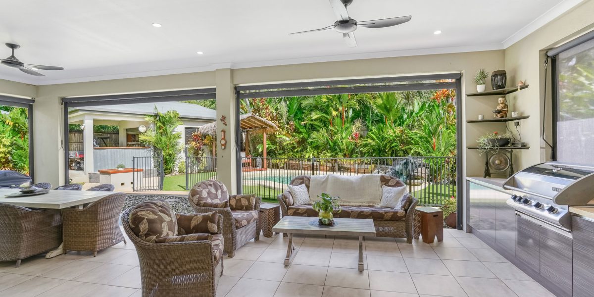 4 Kedumba Close, Smithfield, QLD 4878 AUS