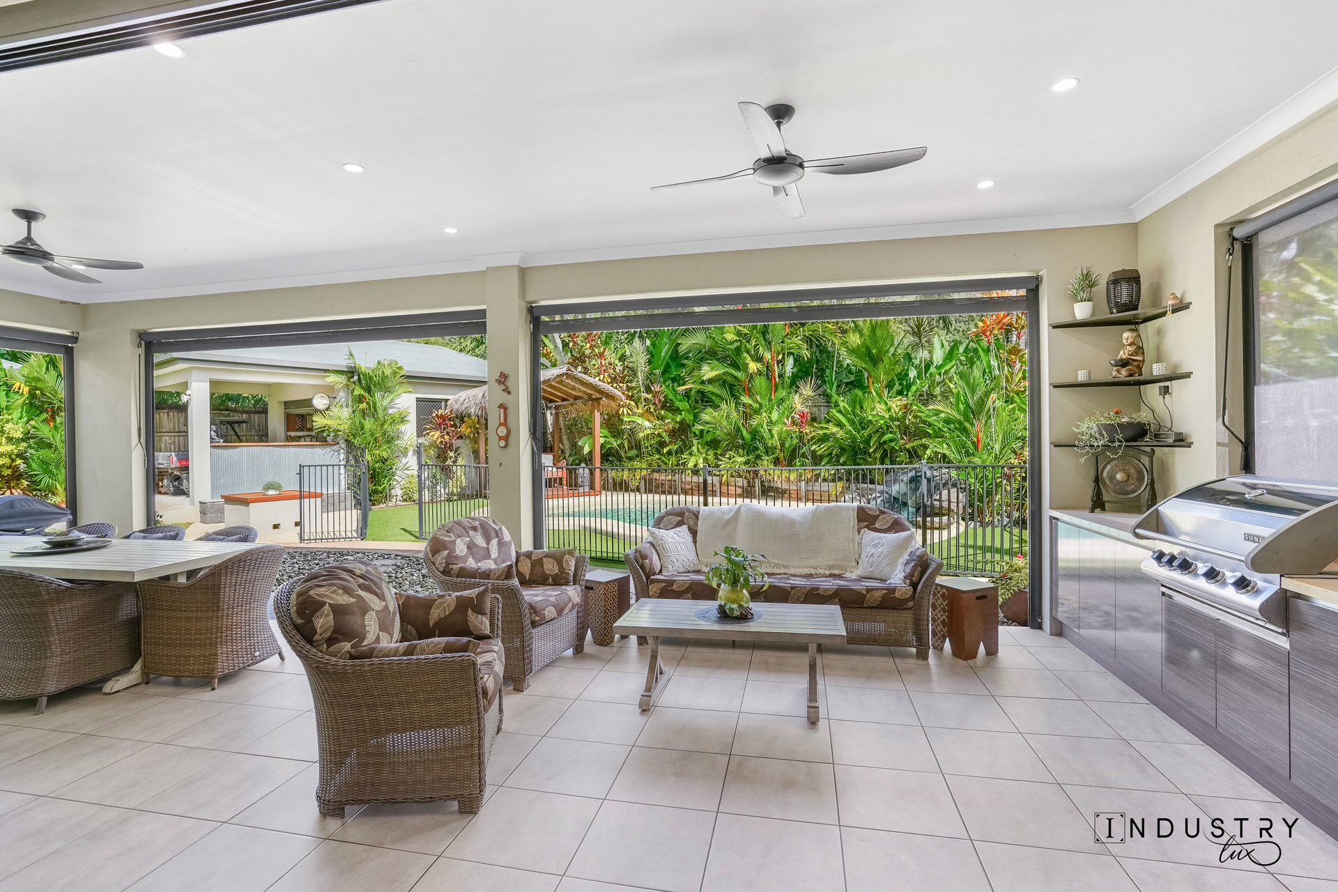 4 Kedumba Close, Smithfield, QLD 4878 AUS