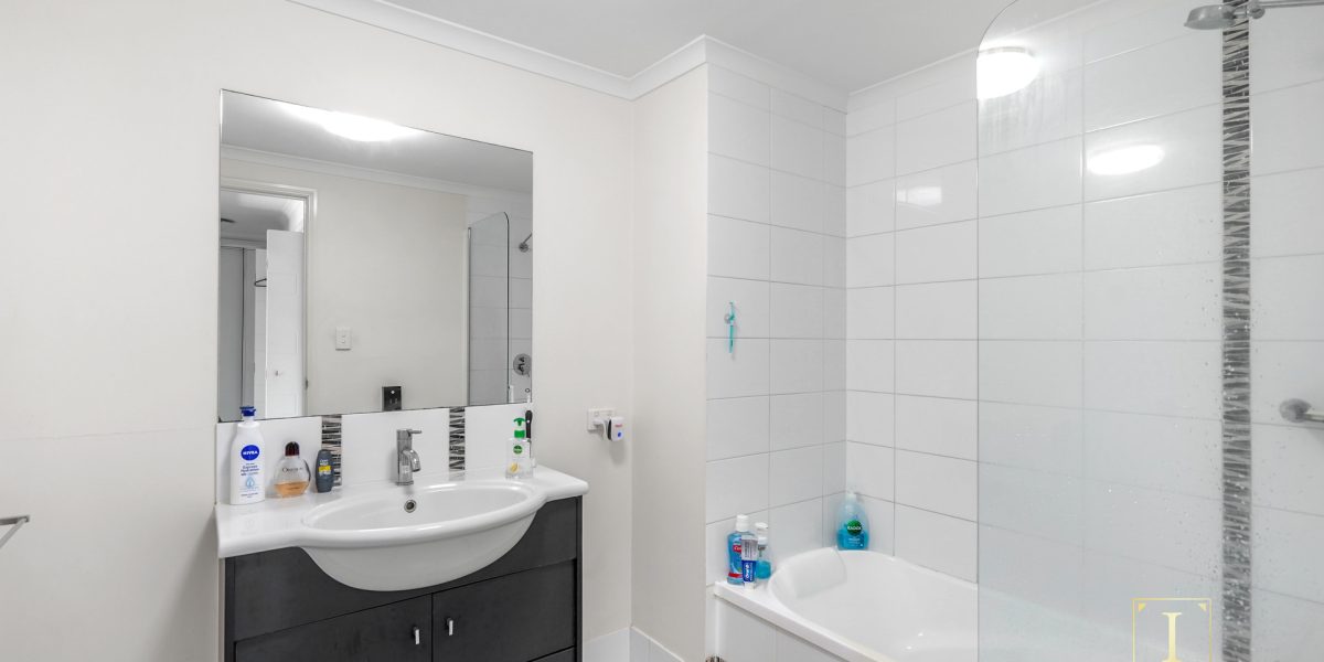 7/136-138 Buchan Street, Bungalow, QLD 4870 AUS