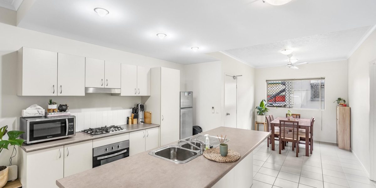 3/111 Martyn Street, Parramatta Park, QLD 4870 AUS