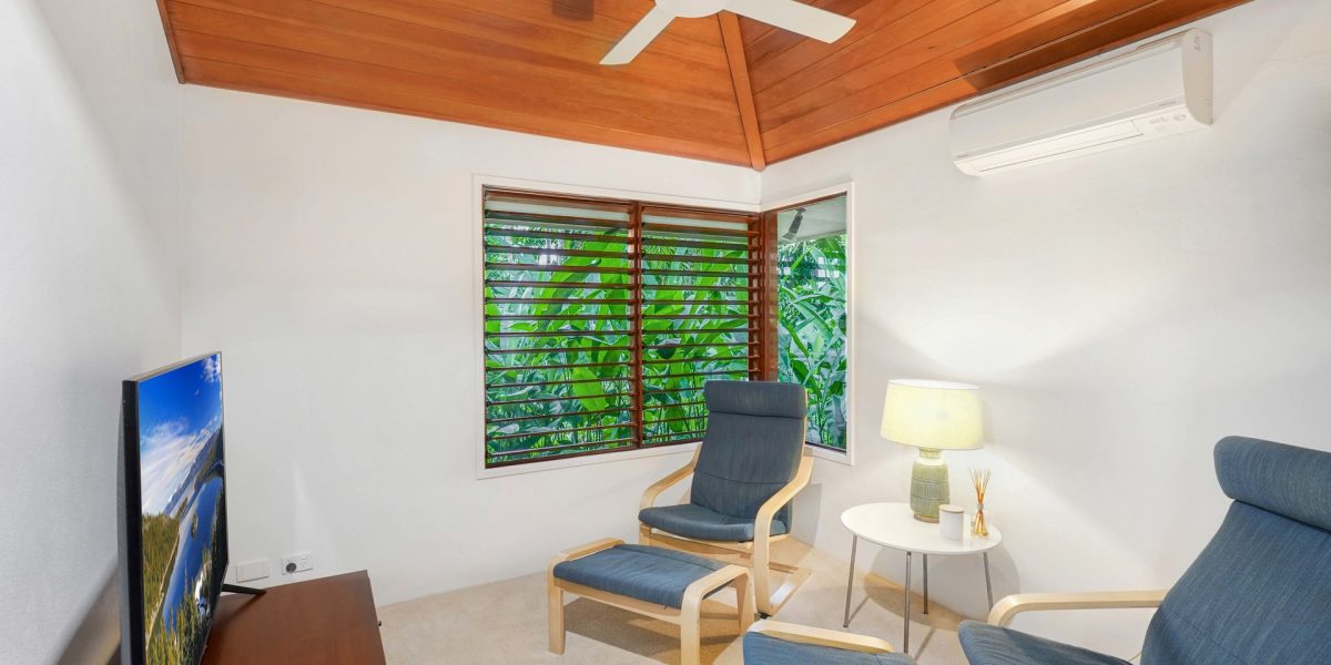5-7 Lark Close, Clifton Beach, QLD 4879 AUS