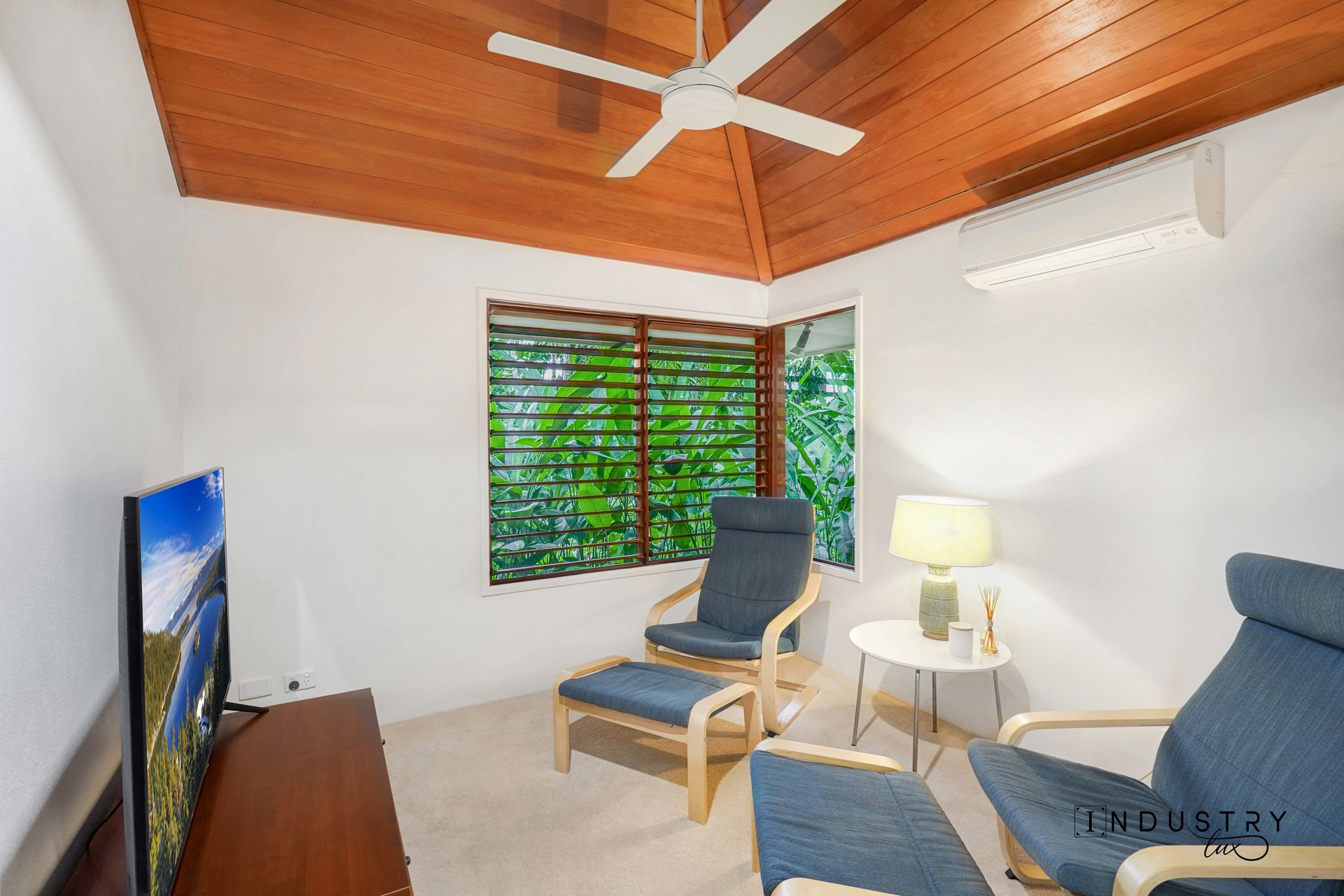 5-7 Lark Close, Clifton Beach, QLD 4879 AUS