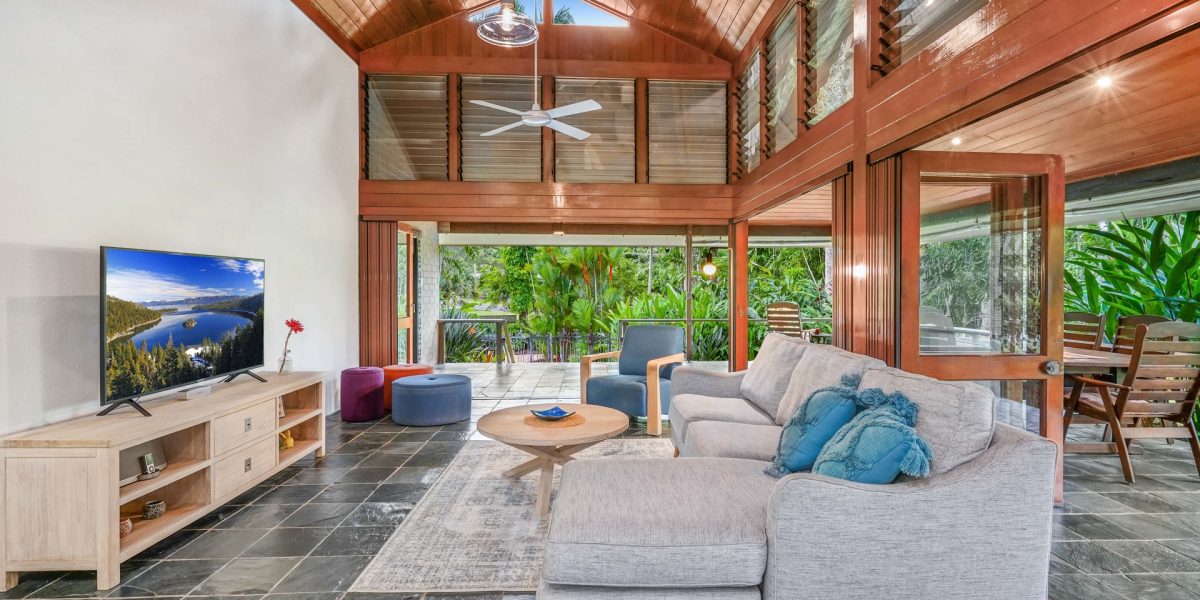 5-7 Lark Close, Clifton Beach, QLD 4879 AUS