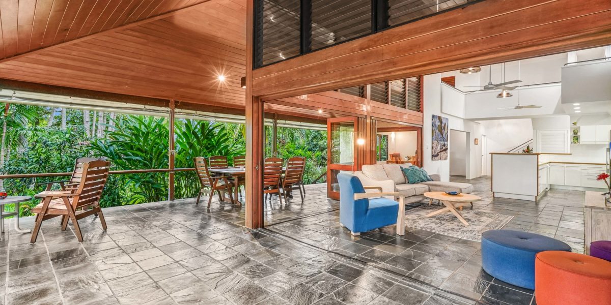 5-7 Lark Close, Clifton Beach, QLD 4879 AUS