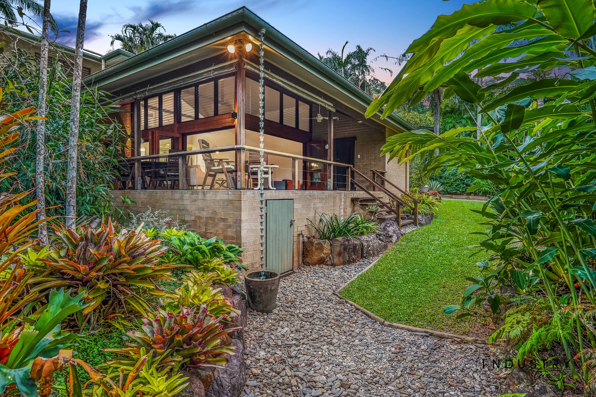 5-7 Lark Close, Clifton Beach, QLD 4879 AUS