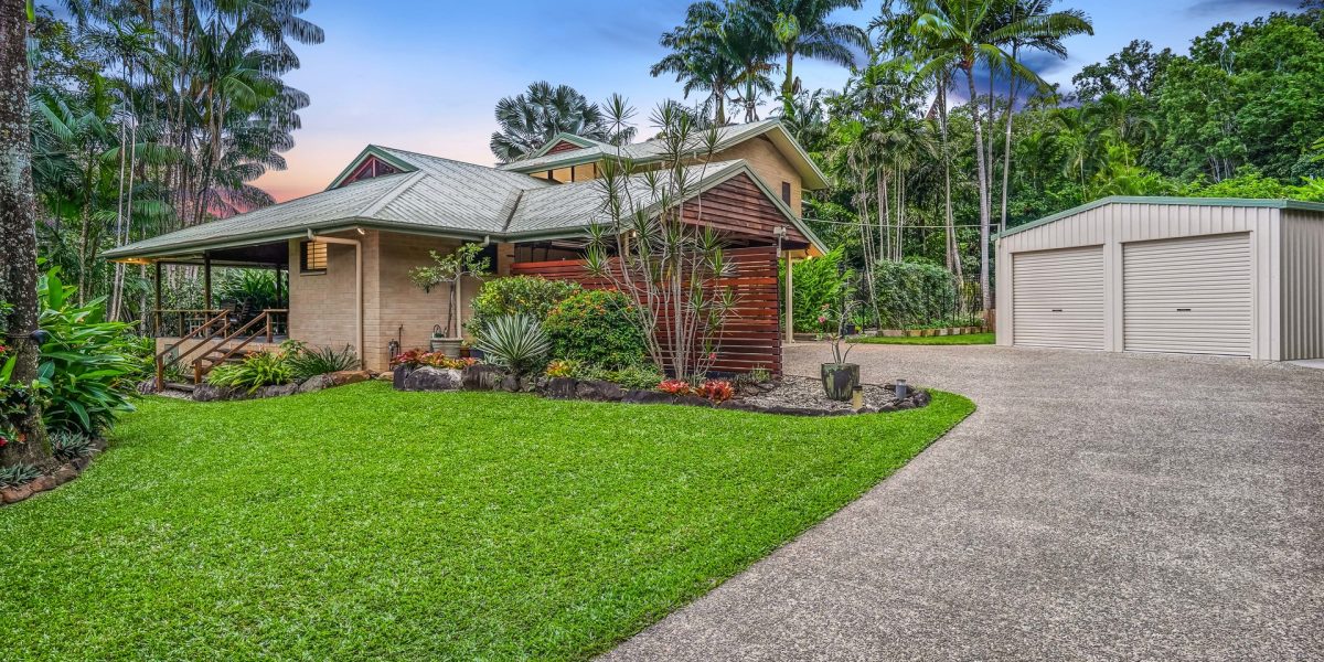 5-7 Lark Close, Clifton Beach, QLD 4879 AUS