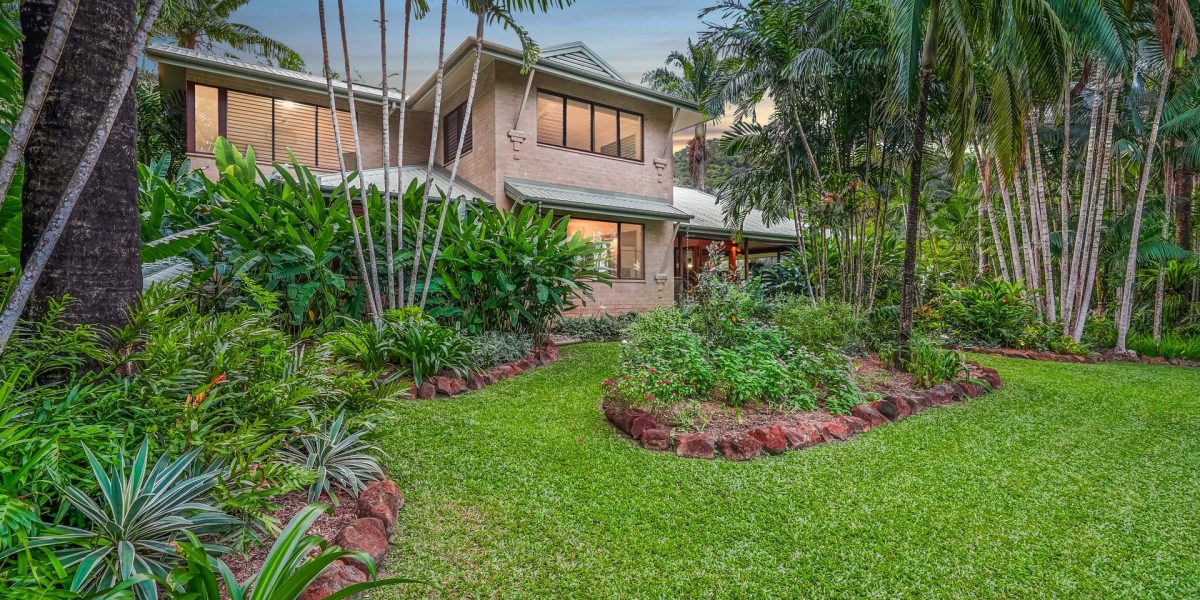 5-7 Lark Close, Clifton Beach, QLD 4879 AUS