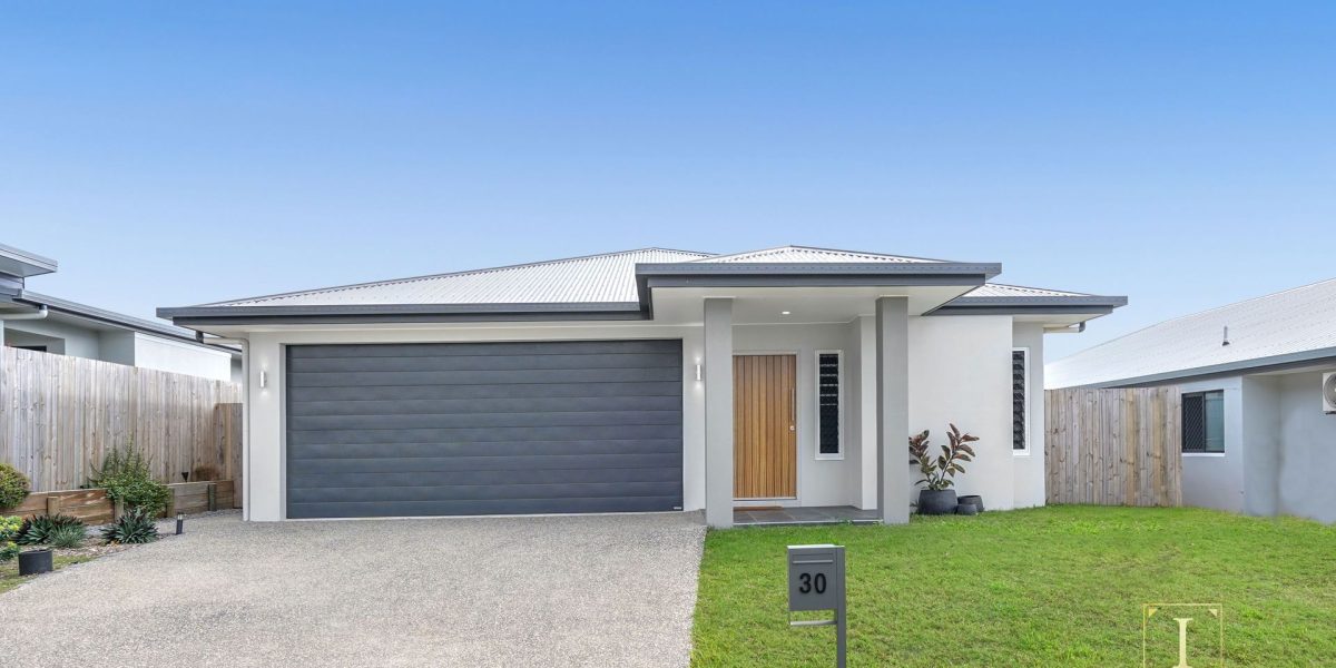 30 Shipmate Drive, Trinity Beach, QLD 4879 AUS