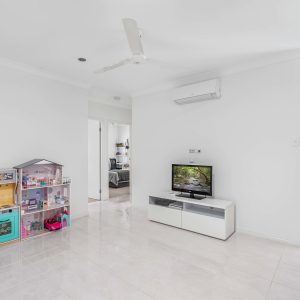 29 Bowline Place, Trinity Beach, QLD 4879 AUS