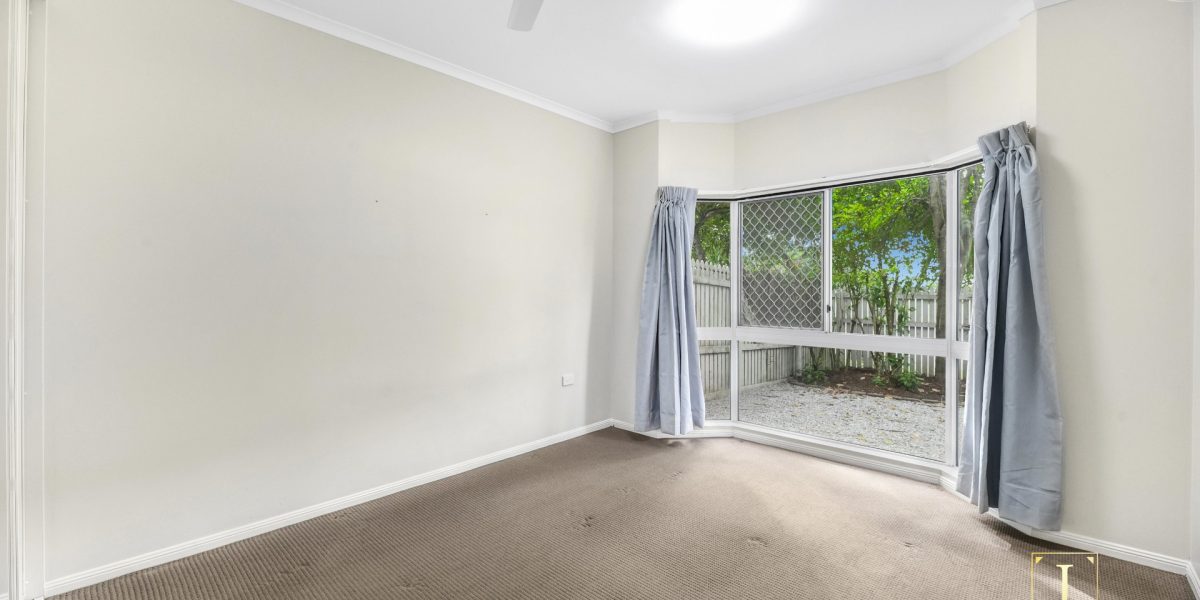 13/77-81 Pease Street, Manoora, QLD 4870 AUS