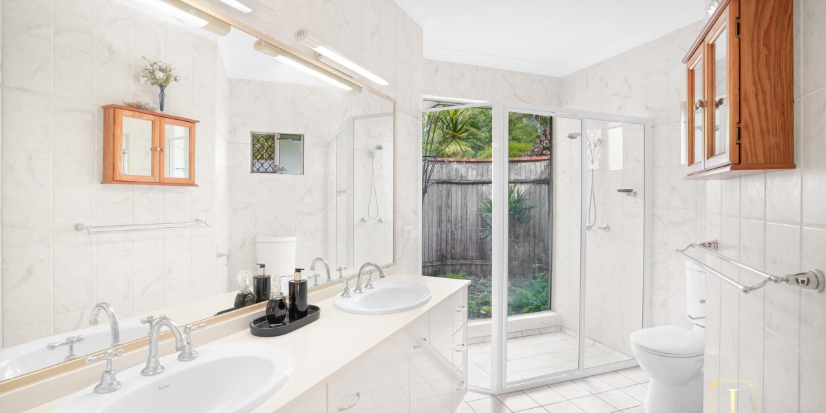 20 Leonard Street, Kewarra Beach, QLD 4879 AUS