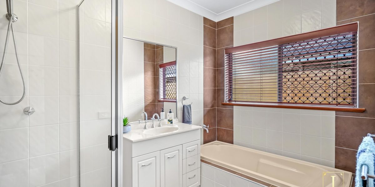 14 Pascoe Close, Mount Sheridan, QLD 4868 AUS