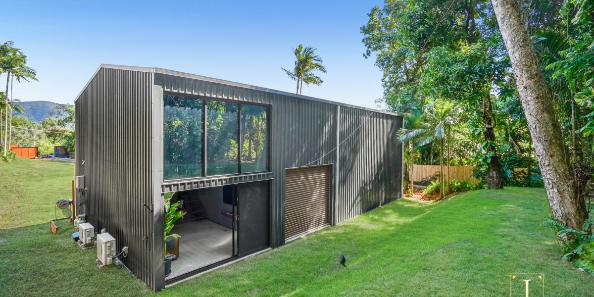 5 Kiriwina Close, Trinity Beach, QLD 4879 AUS