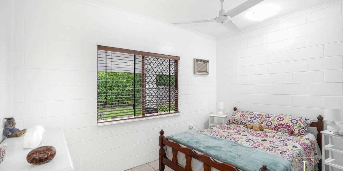 11 Bulolo Close, Trinity Beach, QLD 4879 AUS