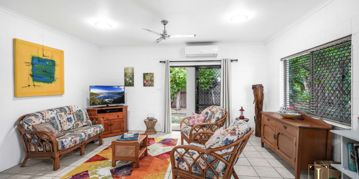 11 Bulolo Close, Trinity Beach, QLD 4879 AUS