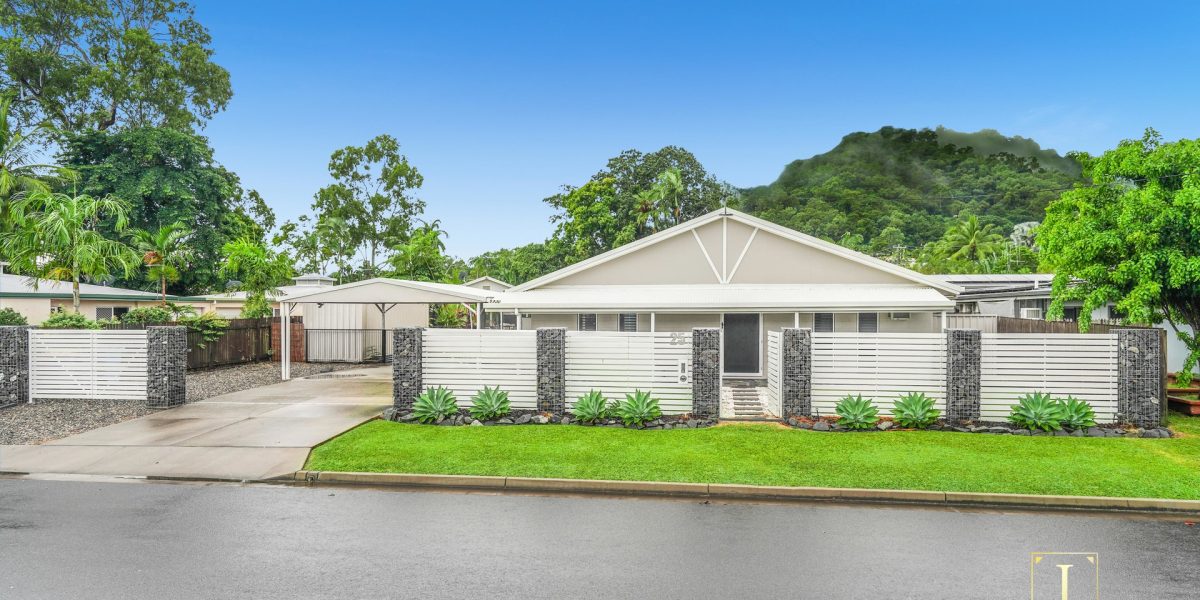 25 Rabaul Street, Trinity Beach, QLD 4879 AUS