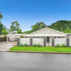 25 Rabaul Street, Trinity Beach, QLD 4879 AUS