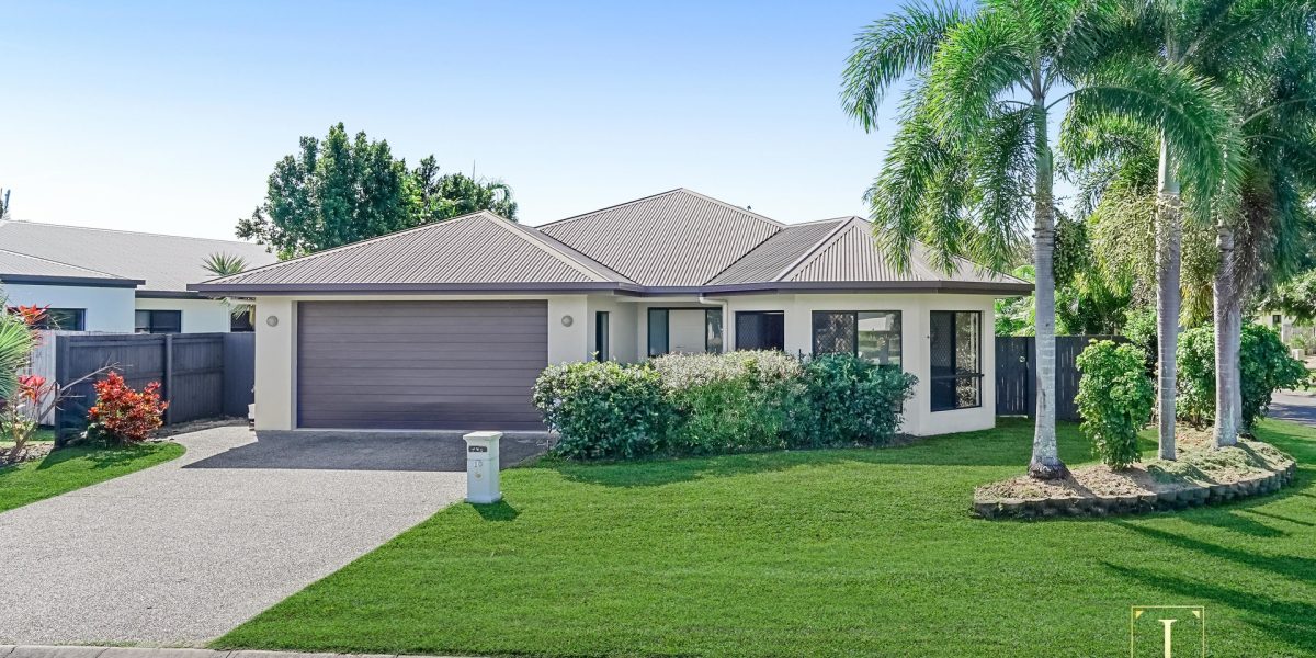 10 Montalbion Avenue, Trinity Park, QLD 4879 AUS