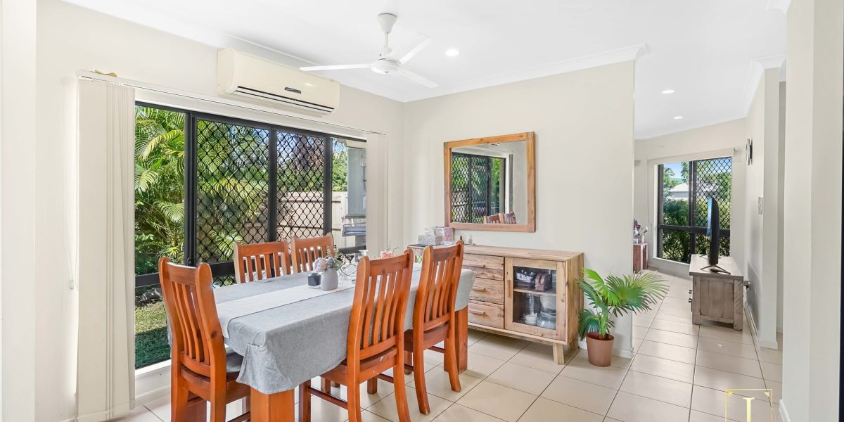 10 Montalbion Avenue, Trinity Park, QLD 4879 AUS