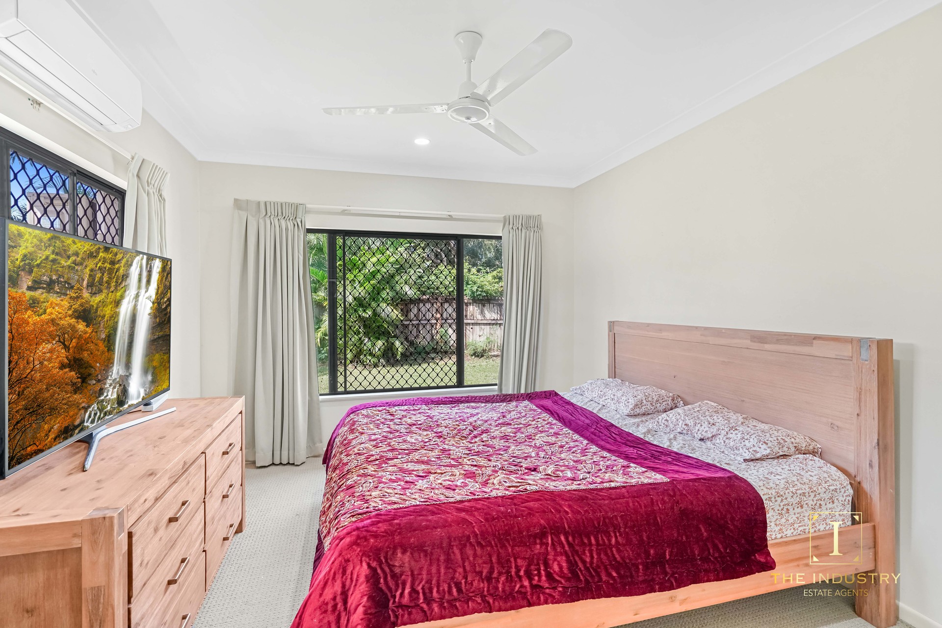 10 Montalbion Avenue, Trinity Park, QLD 4879 AUS