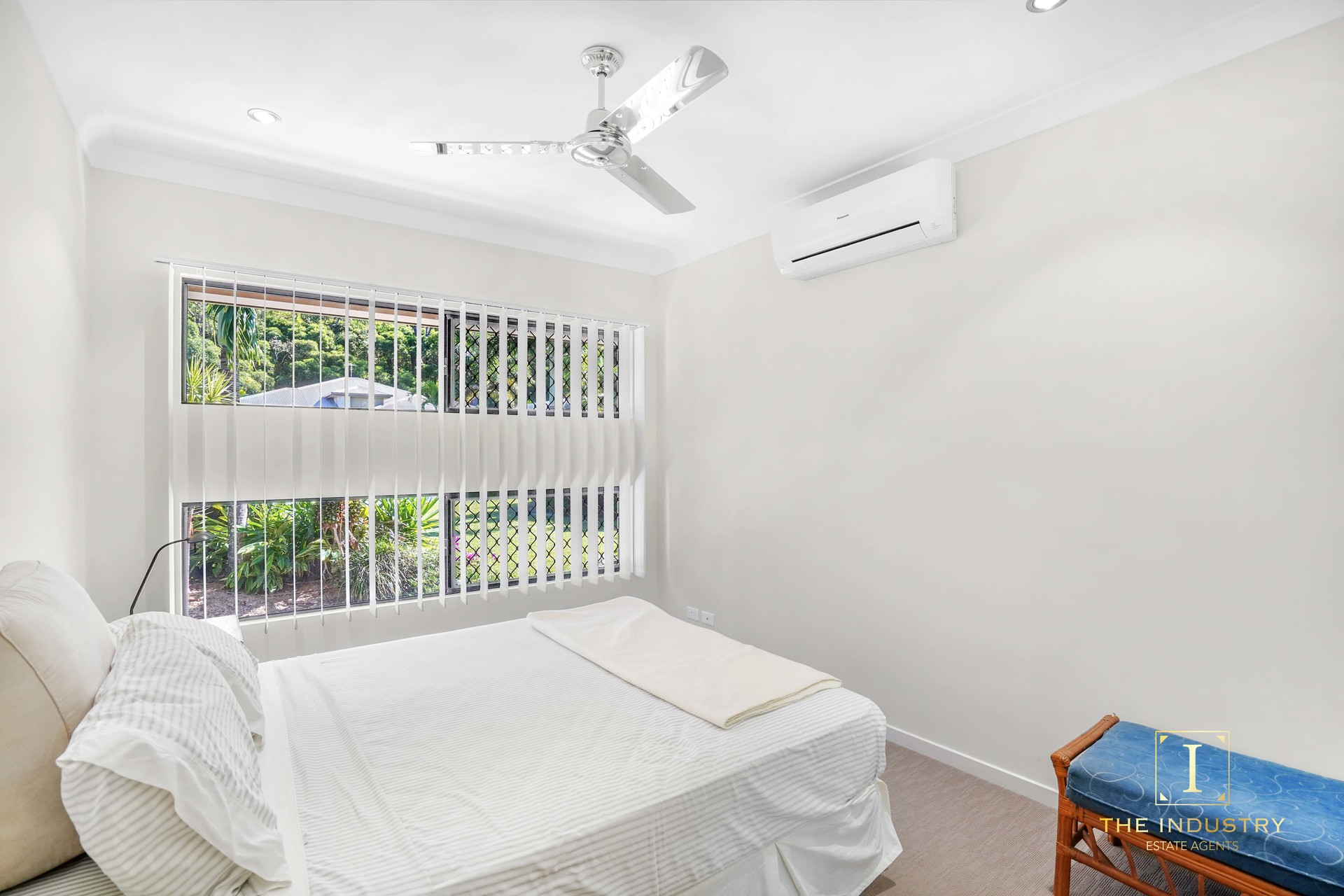 74 Coastline Parade, Trinity Beach, QLD 4879 AUS