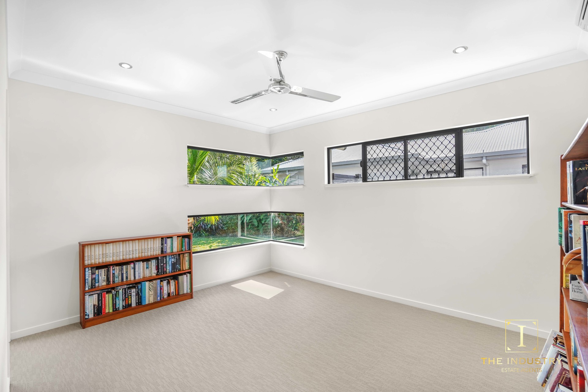 74 Coastline Parade, Trinity Beach, QLD 4879 AUS