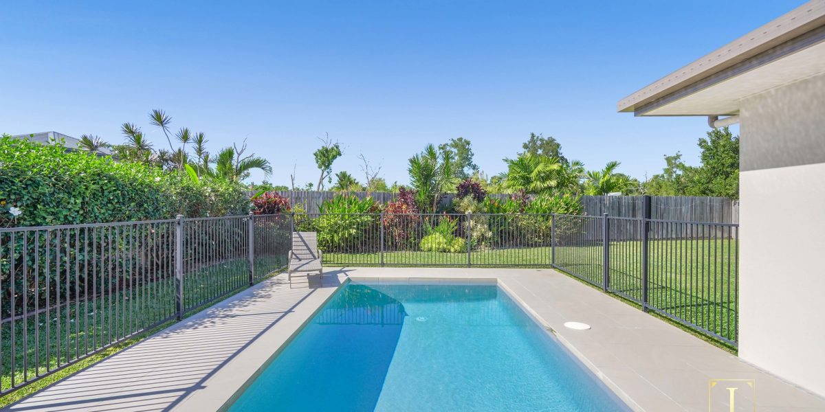 74 Coastline Parade, Trinity Beach, QLD 4879 AUS