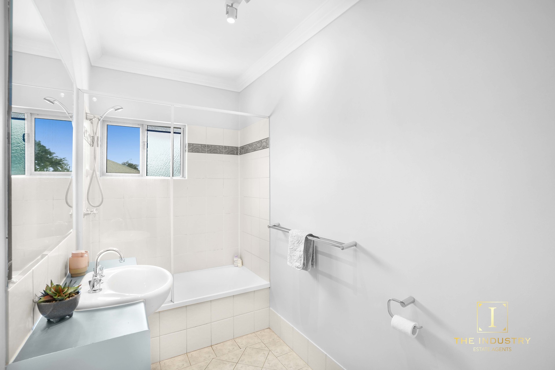 7/7 Le Grande Street, Freshwater, QLD 4870 AUS