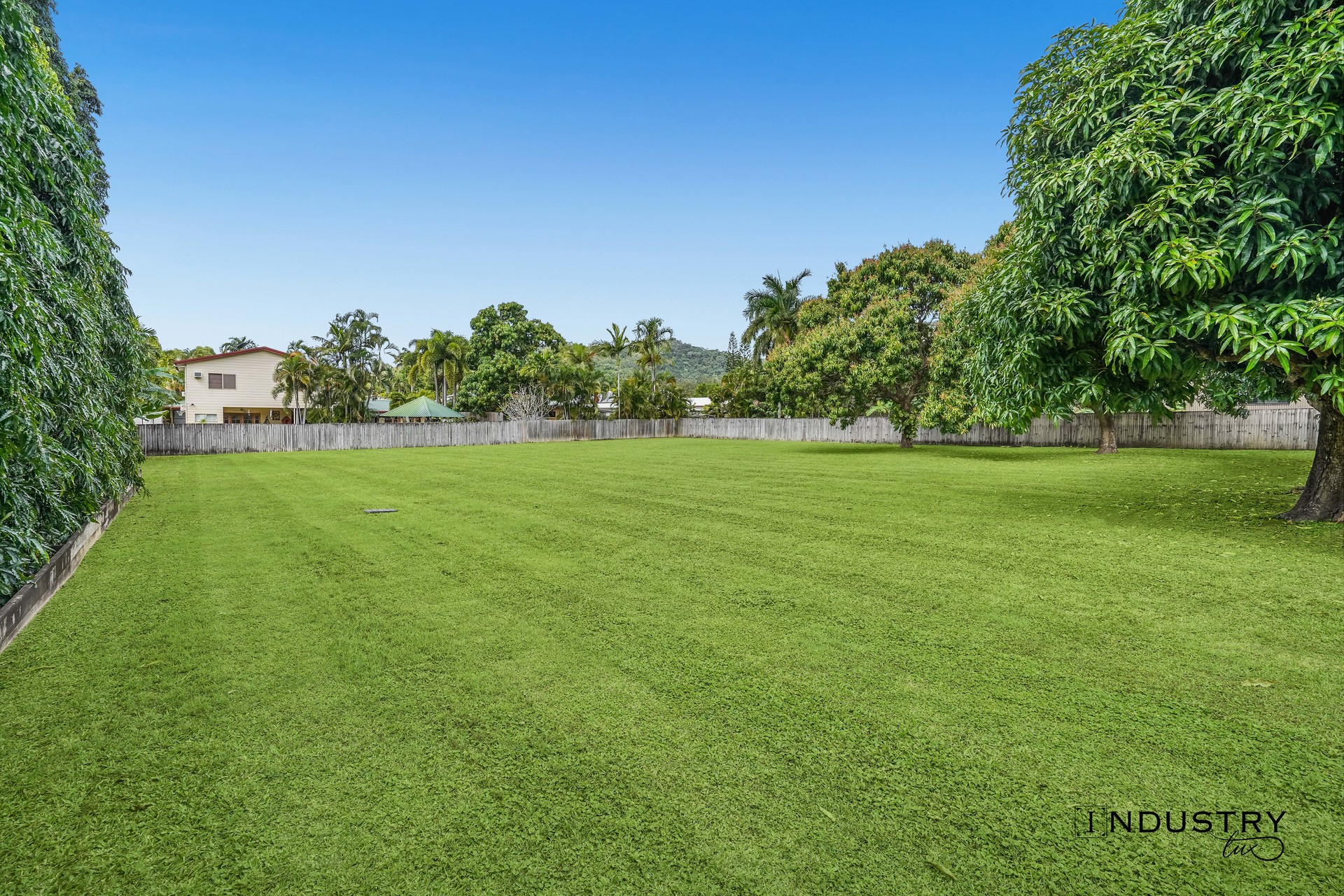 26 Joseph Banks Close, Kewarra Beach, QLD 4879 AUS