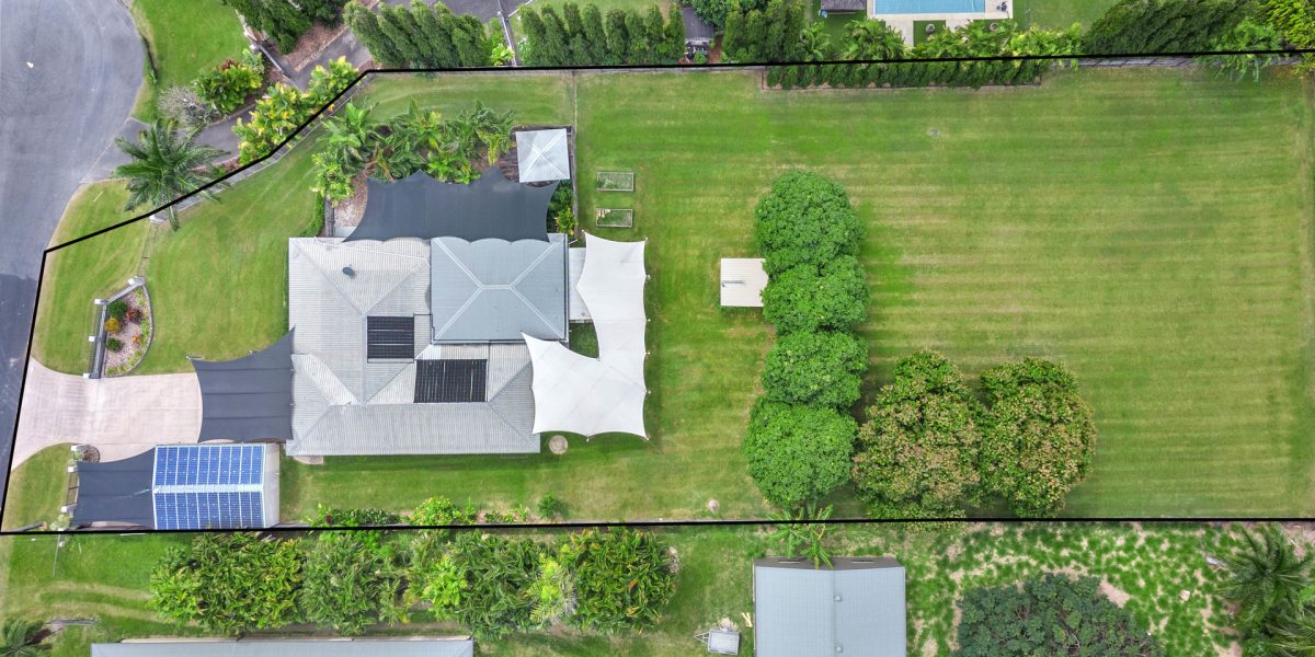 26 Joseph Banks Close, Kewarra Beach, QLD 4879 AUS