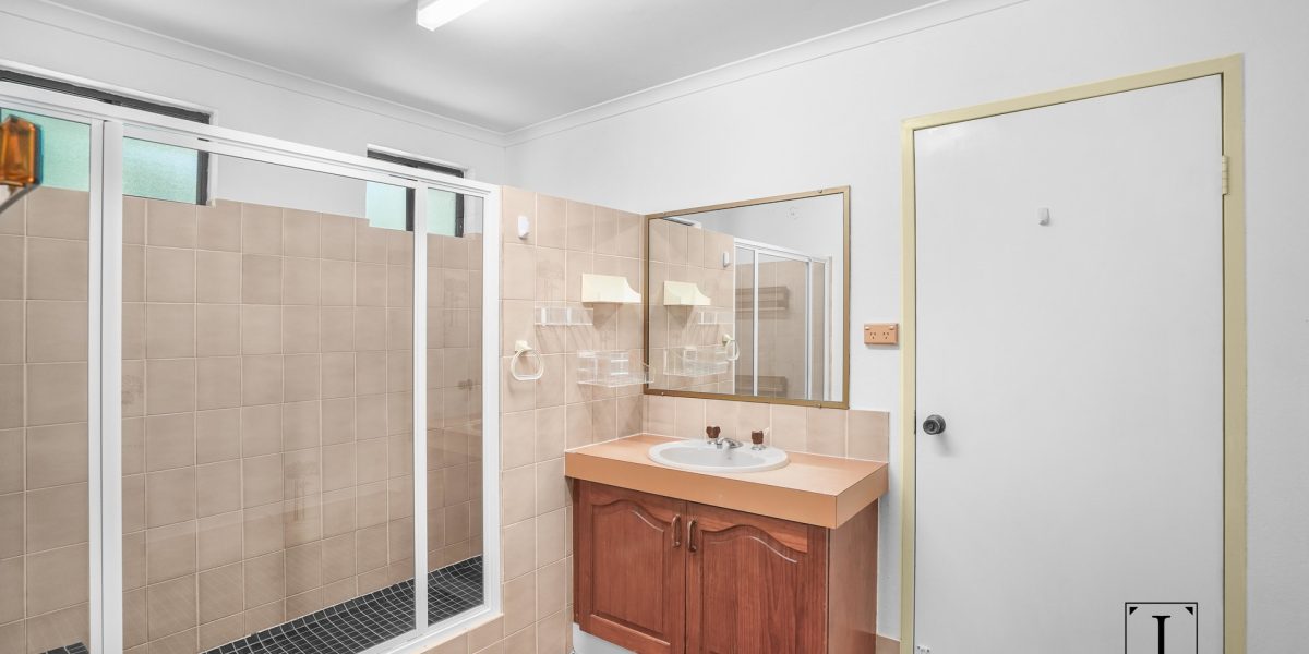 30 Saxon Street, Clifton Beach, QLD 4879 AUS