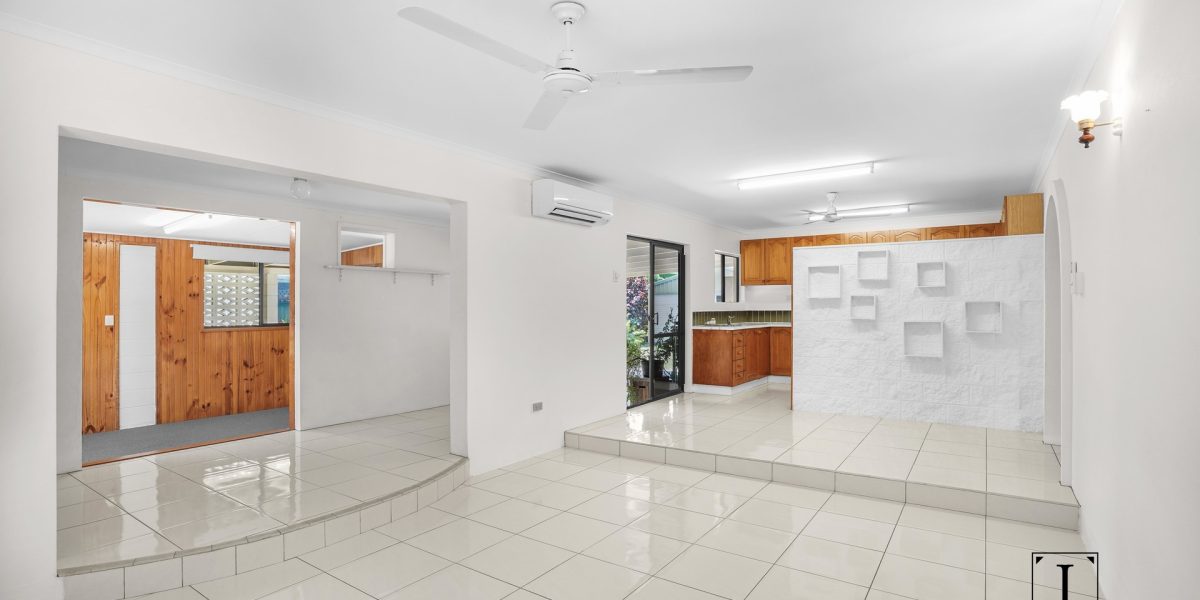 30 Saxon Street, Clifton Beach, QLD 4879 AUS