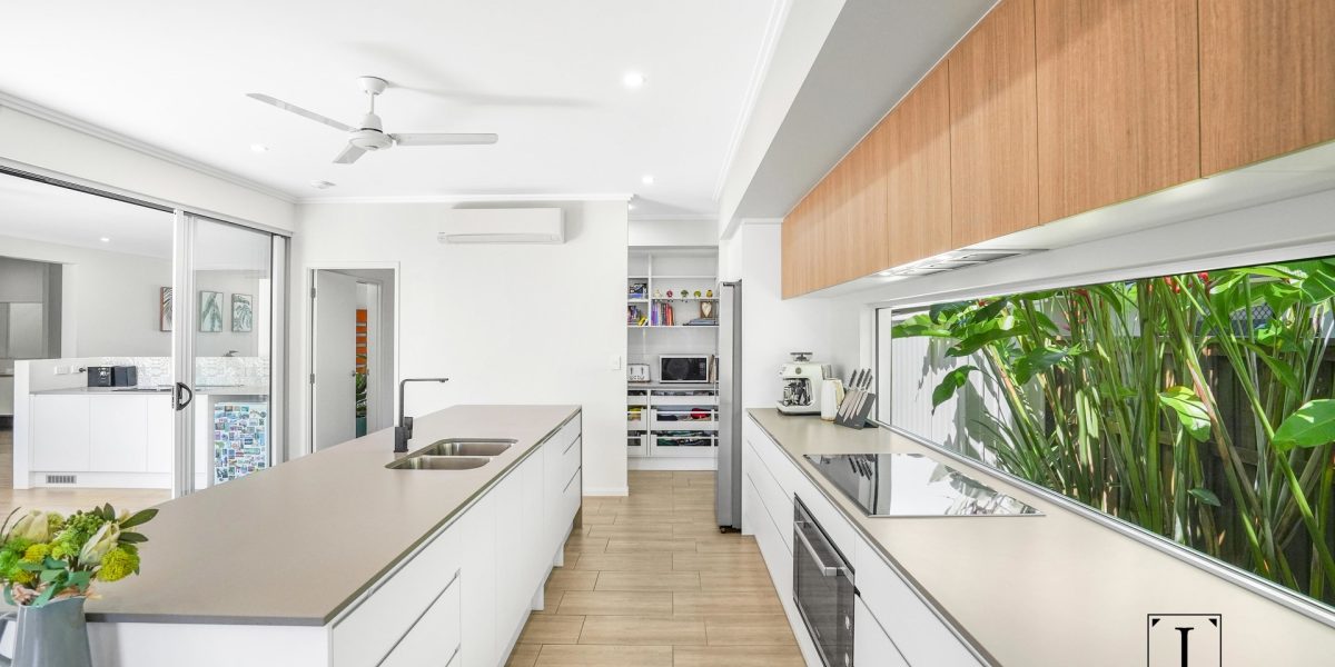 40 Seaways Street, Trinity Beach, QLD 4879 AUS