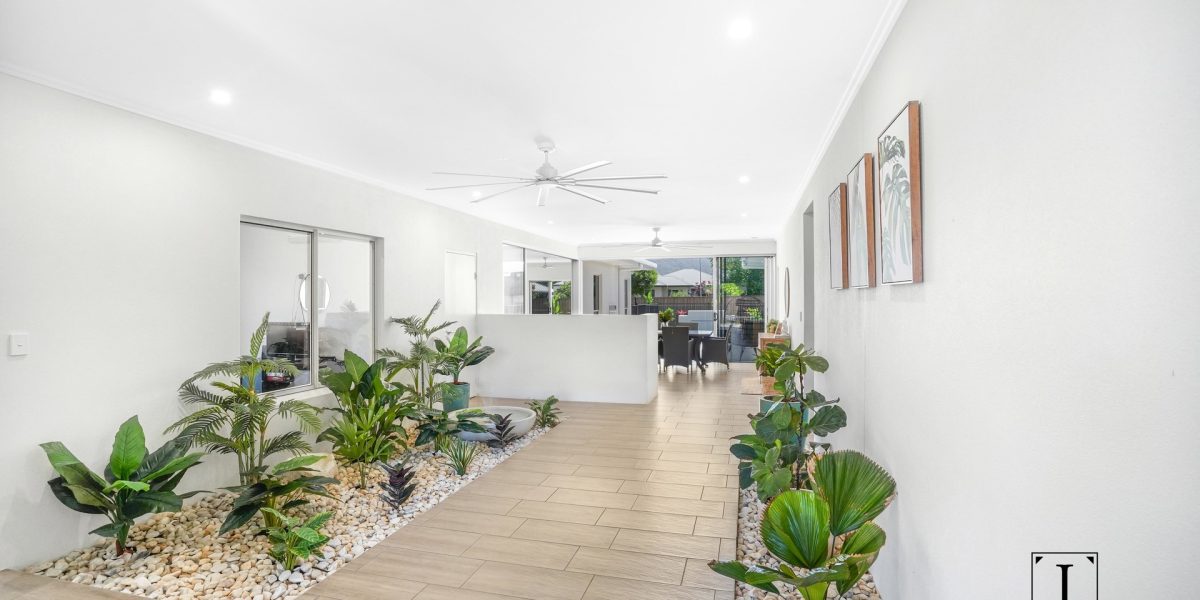 40 Seaways Street, Trinity Beach, QLD 4879 AUS