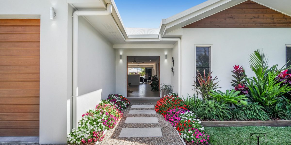40 Seaways Street, Trinity Beach, QLD 4879 AUS