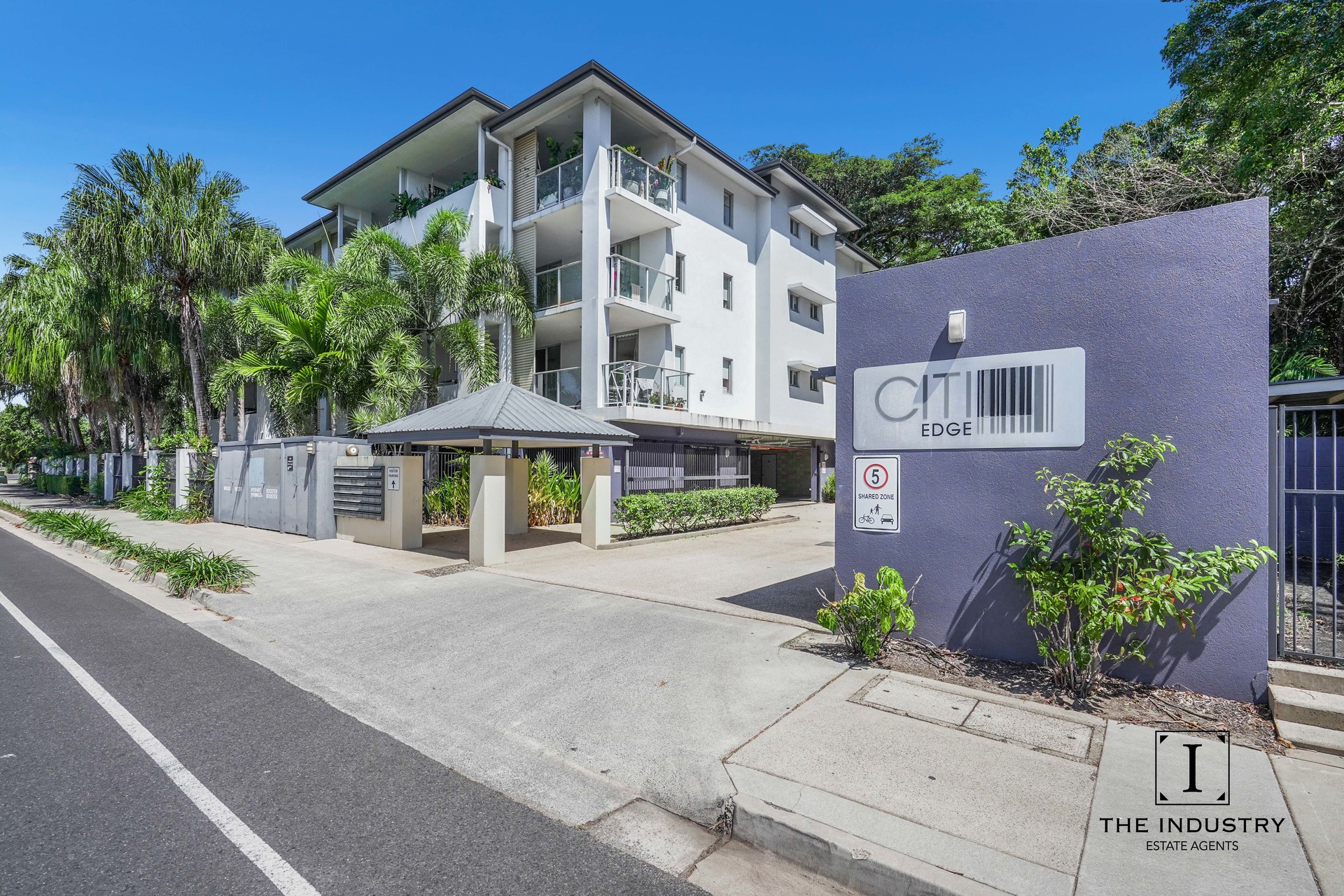 14/9-15 McLean Street, Cairns North, QLD 4870 AUS