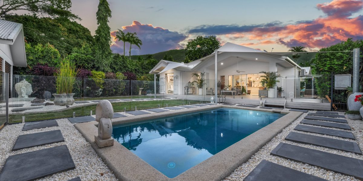 17 Satellite Street, Clifton Beach, QLD 4879 AUS