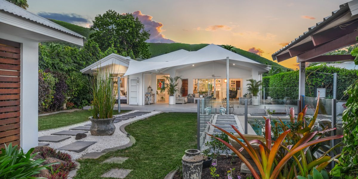 17 Satellite Street, Clifton Beach, QLD 4879 AUS