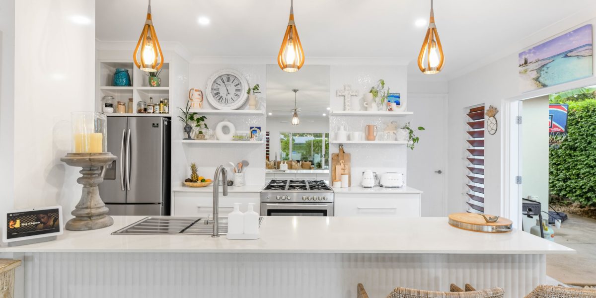 17 Satellite Street, Clifton Beach, QLD 4879 AUS