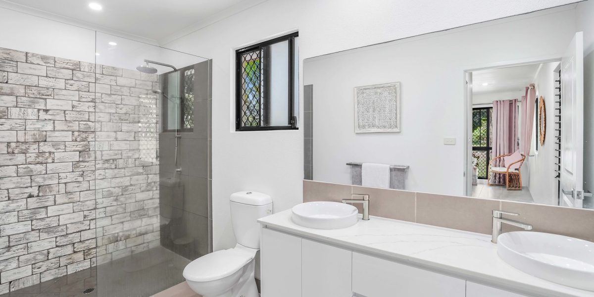 26-28 Evergreen Street, Clifton Beach, QLD 4879 AUS
