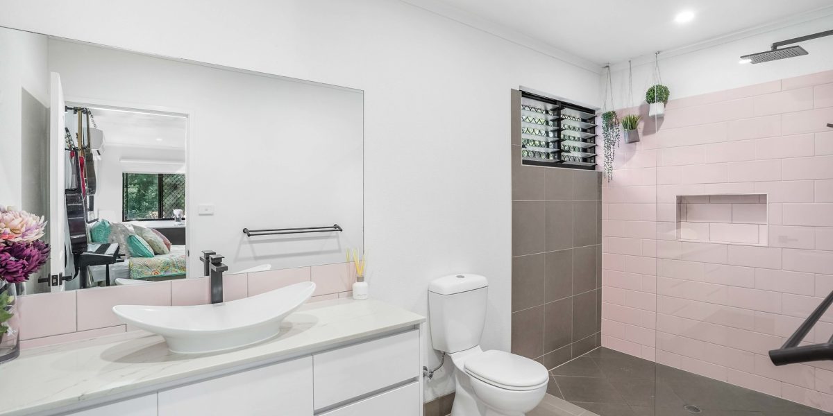 26-28 Evergreen Street, Clifton Beach, QLD 4879 AUS